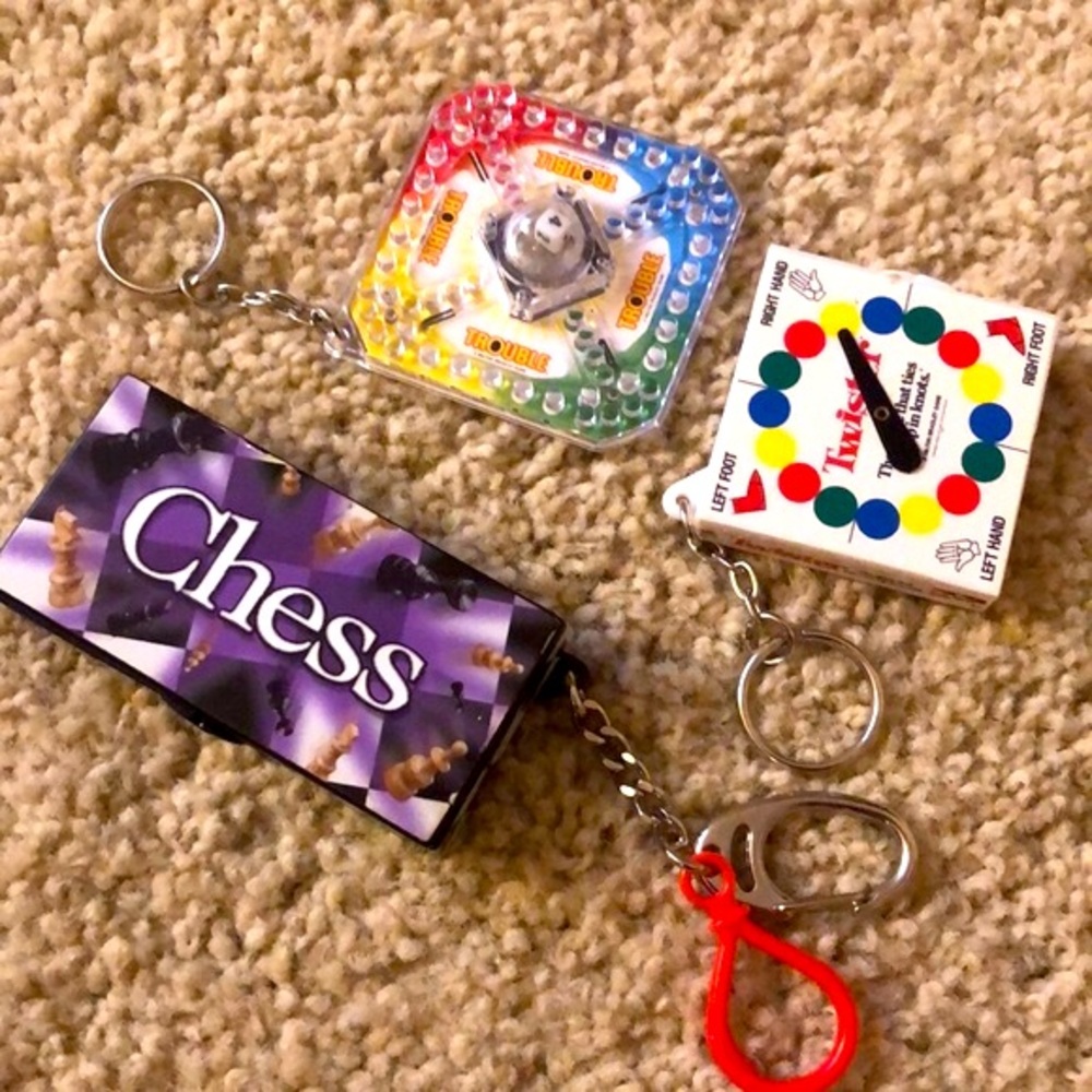 Hasbro Mini Games On The Go!! Travel Games keychain Ready, Set of 3 Like New